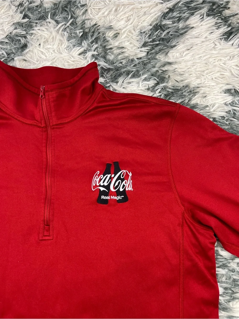 The North Face Men’s Coca Cola Logo Real Magic 1/4 Zip Sweatshirt Long Sleeve L
